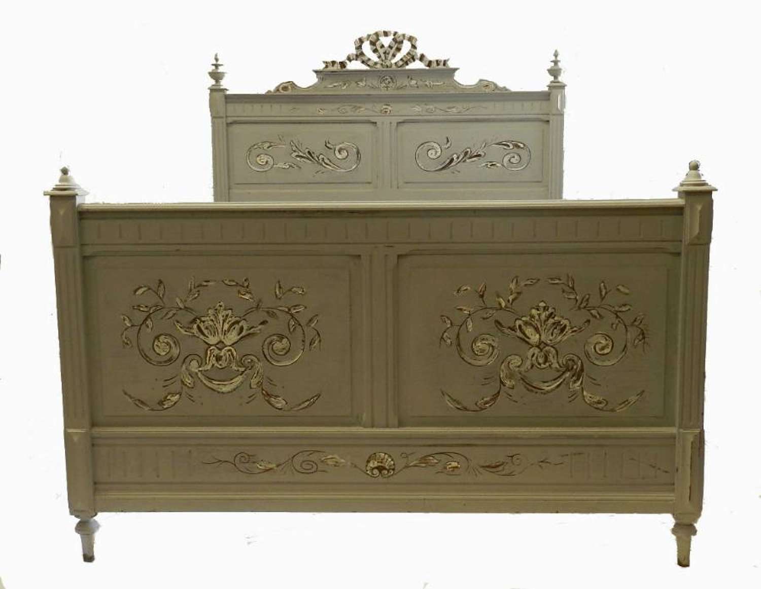 C19 French Bed Double + Base Louis painted ready to go
